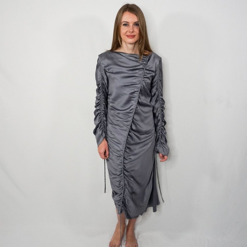 DROMe Silver Gray Long-Sleeve Drawstring Dress M/L
